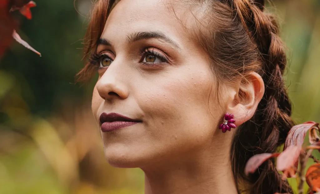 Uma coleção inspirada no desabrochar que traduz crescimento, renovação e beleza que se revela no seu próprio tempo.