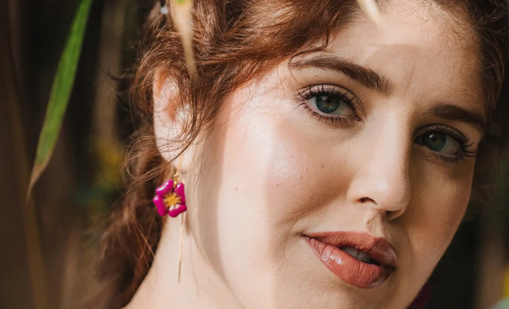 Uma coleção inspirada no desabrochar que traduz crescimento, renovação e beleza que se revela no seu próprio tempo.